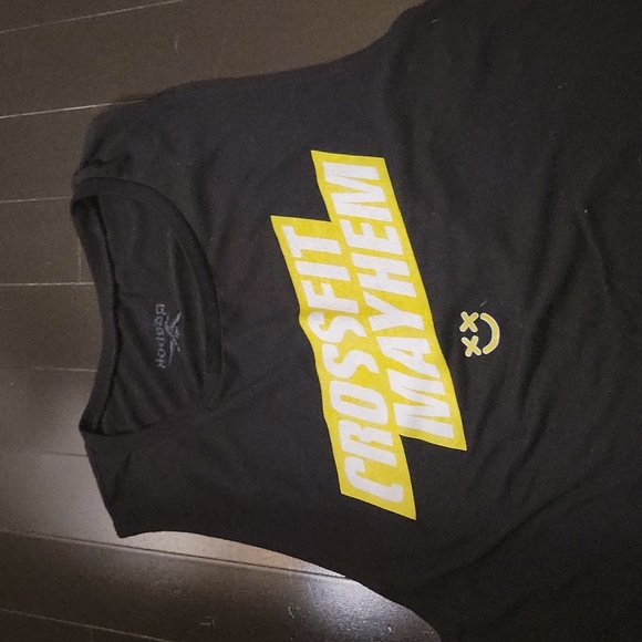 Reebok - Picture 2 of 3